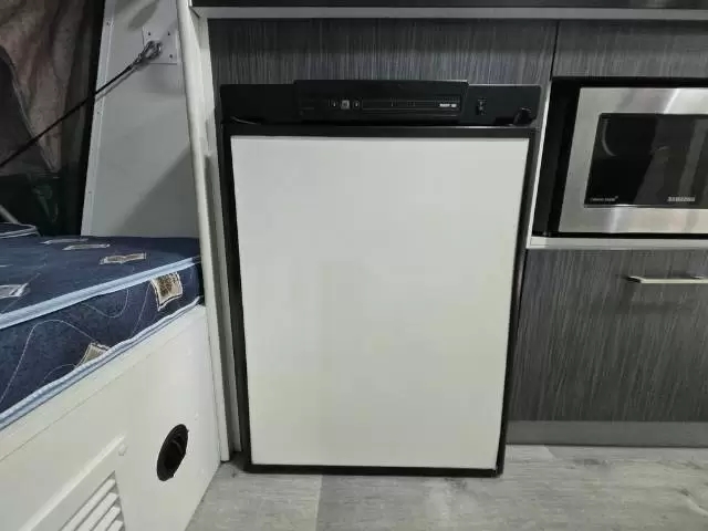 USED 2017 NEW AGE CARAVANS GECKO 11S