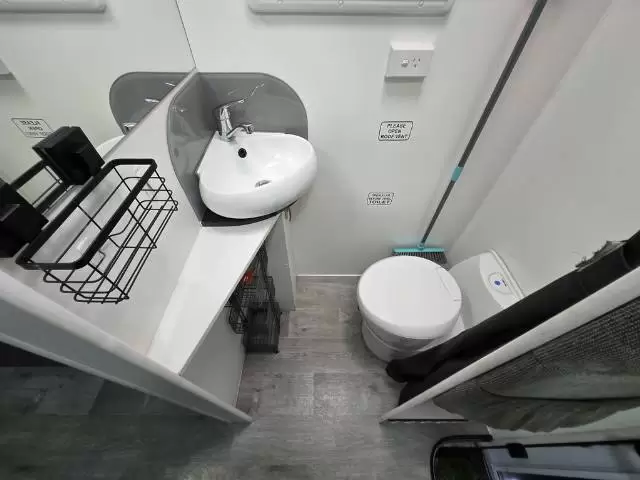 USED 2017 NEW AGE CARAVANS GECKO 11S