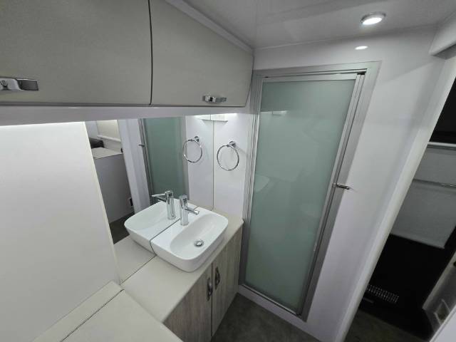 USED 2024 SNOWY RIVER SRC21 CARAVAN 2 AXLE