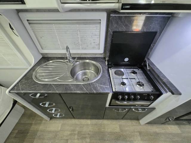 USED 2018 SNOWY RIVER SR19 CARAVAN 2 AXLE