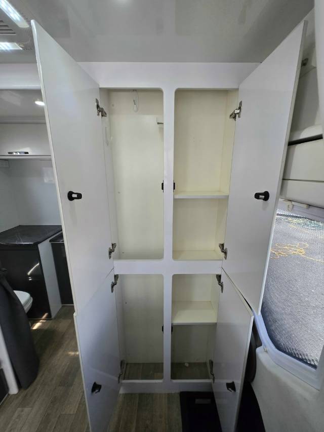 USED 2018 SNOWY RIVER SR19 CARAVAN 2 AXLE