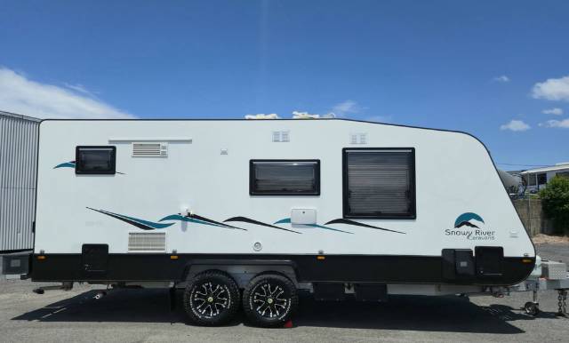 USED 2018 SNOWY RIVER SR19 CARAVAN 2 AXLE