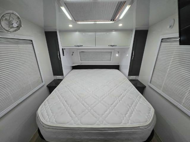 USED 2018 SNOWY RIVER SR19 CARAVAN 2 AXLE