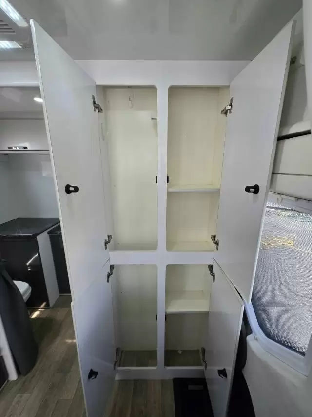 USED 2018 SNOWY RIVER SR19