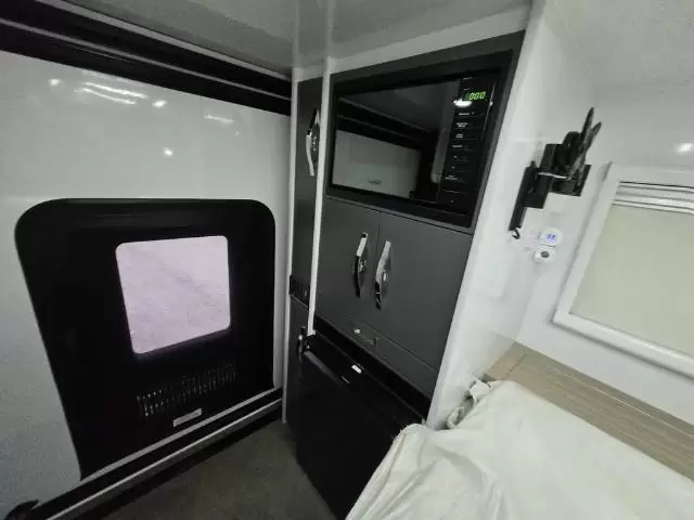 NEW 2026 SNOWY RIVER SRS9