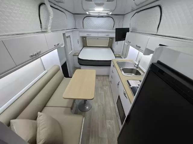 USED 2025 SNOWY RIVER SRP18