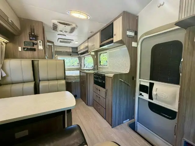 USED 2015 JAYCO CONQUEST RM23-1