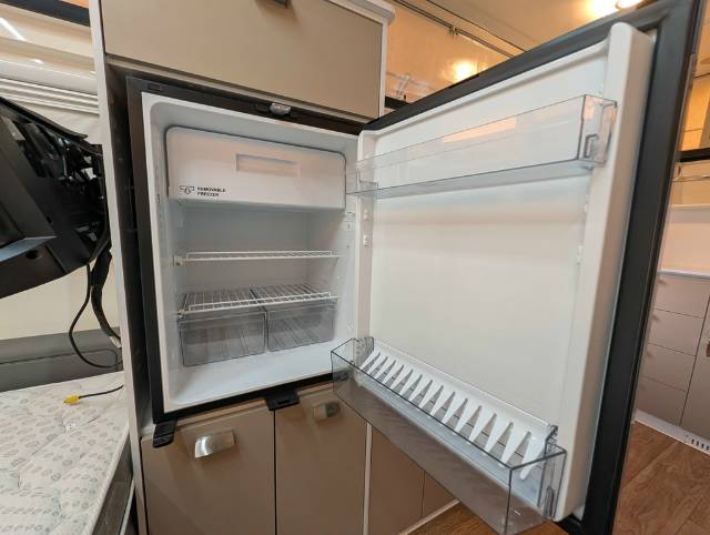 USED 2023 EZYTRAIL PARKES 15 TWIN MK3 HYBRID 1 AXLE