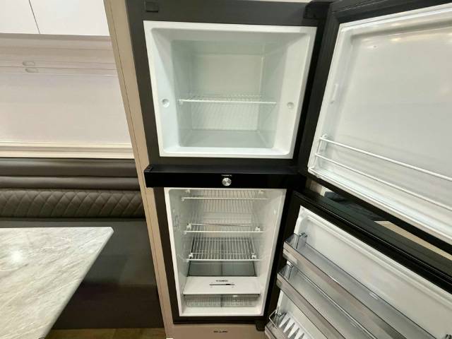 USED 2024 URBAN CARAVANS TUNGSTEN TUFF FAMILY CARAVAN 2 AXLE