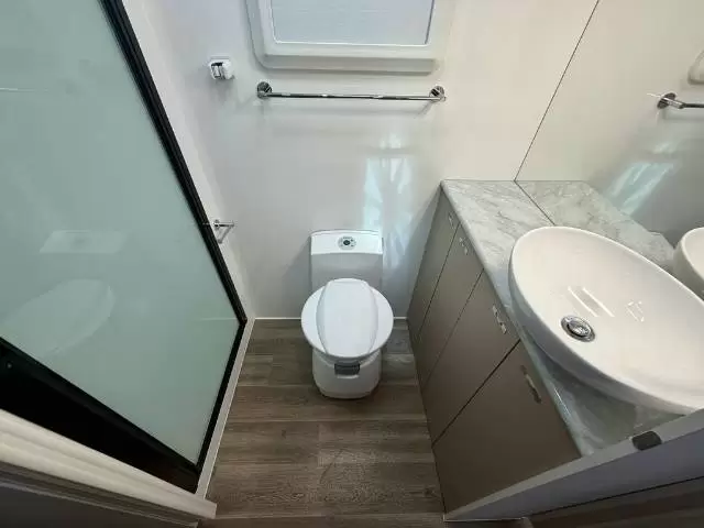 USED 2024 URBAN CARAVANS TUNGSTEN TUFF FAMILY