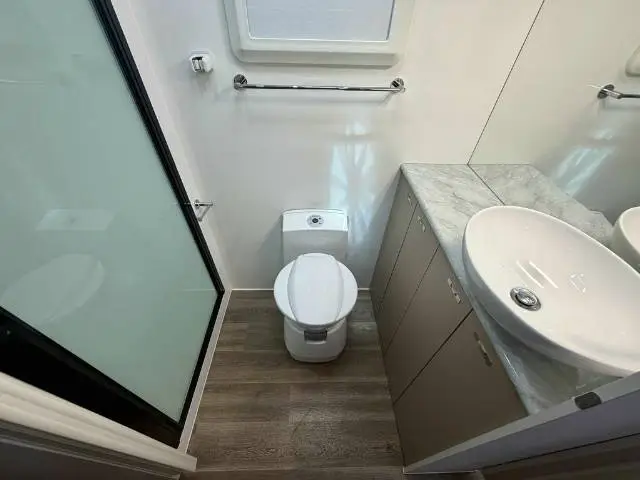 USED 2024 URBAN CARAVANS TUNGSTEN TUFF FAMILY