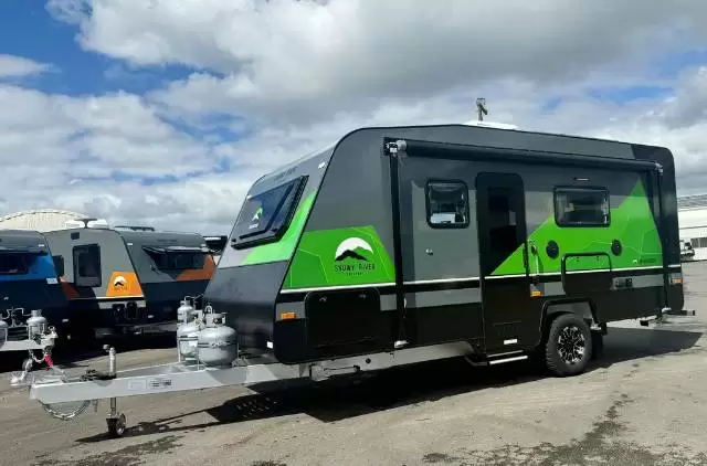 NEW 2026 SNOWY RIVER SRC18