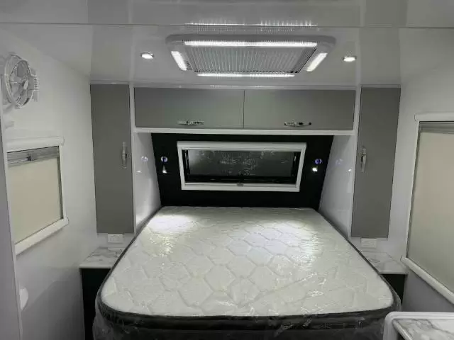 NEW 2026 SNOWY RIVER SRC18