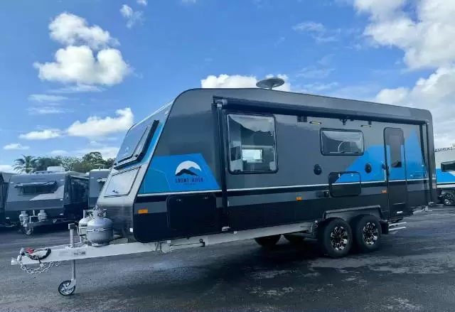 NEW 2026 SNOWY RIVER SRC22S