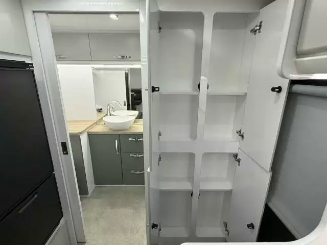 NEW 2026 SNOWY RIVER SRC22S