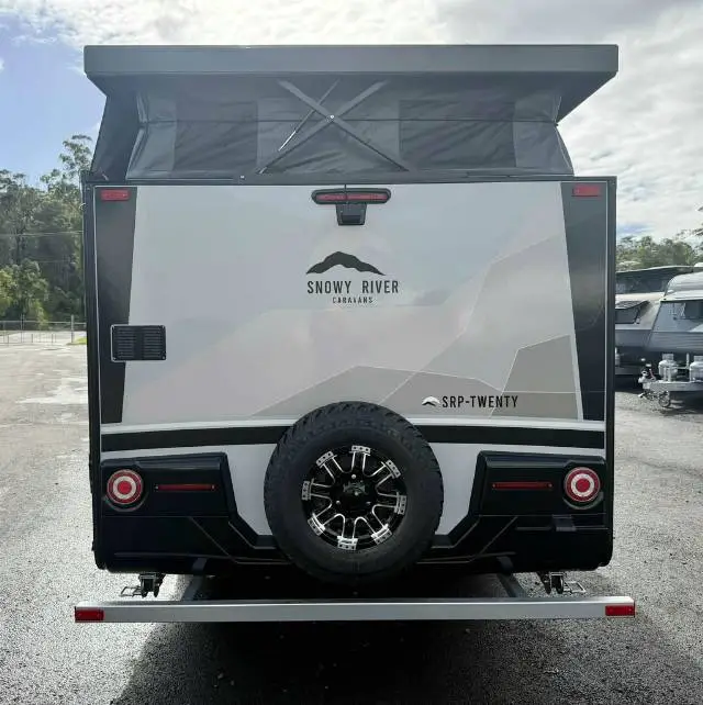 https://media-caravea.syd1.digitaloceanspaces.com/caravans/6EC16875/image-5.webp?q=IXsKmIBRCy