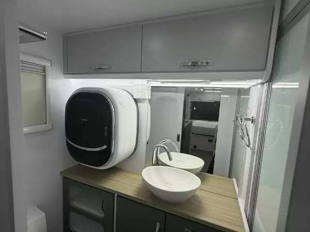 NEW 2026 SNOWY RIVER SRT18