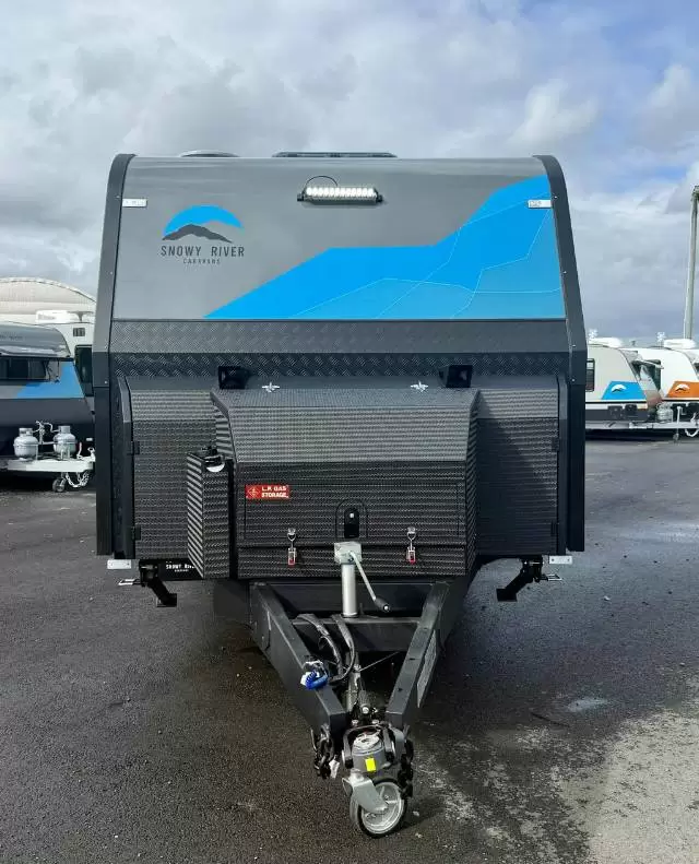 NEW 2026 SNOWY RIVER SRT18