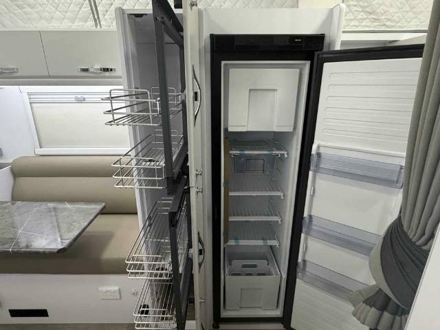 NEW 2026 SNOWY RIVER SRH16 HYBRID 1 AXLE