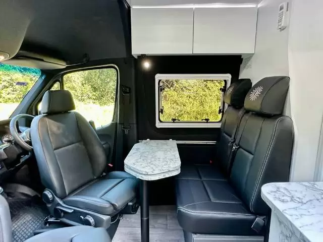 NEW 2025 AVIDA EXPLORER LX V5912