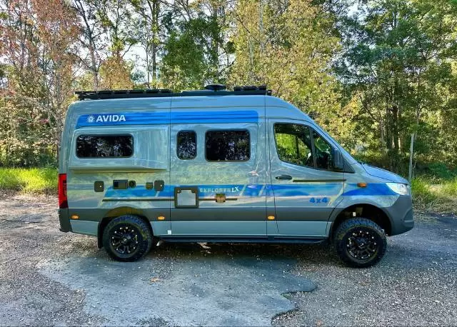 NEW 2025 AVIDA EXPLORER LX V5912