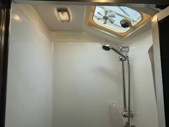 USED 2010 FRANKLIN G2 ISLAND BED