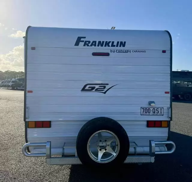 USED 2010 FRANKLIN G2 ISLAND BED