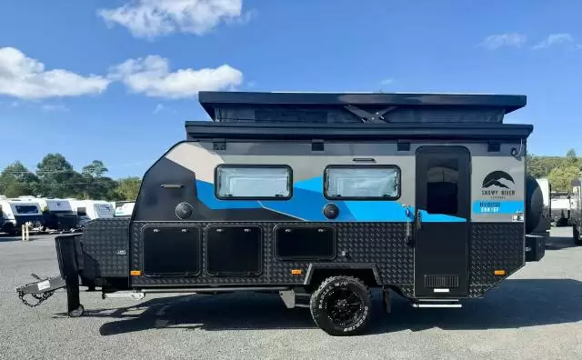 https://media-caravea.syd1.digitaloceanspaces.com/caravans/6EC17050/image-1.webp?q=bkTZntJfn8