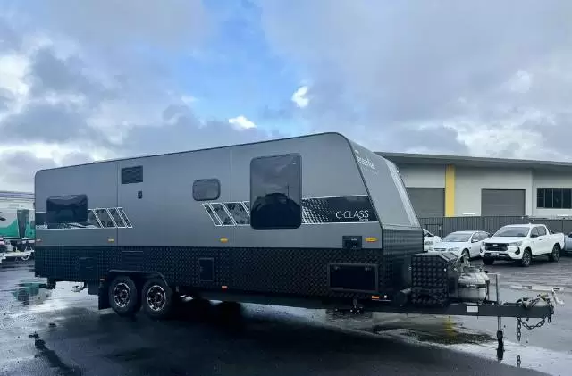 USED 2024 ESSENTIAL CARAVANS C CLASS V10 REAR CLUB