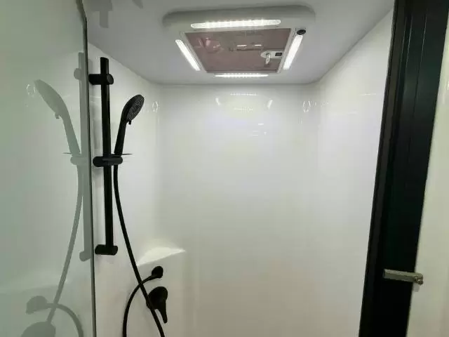 USED 2024 ESSENTIAL CARAVANS C CLASS V10 REAR CLUB