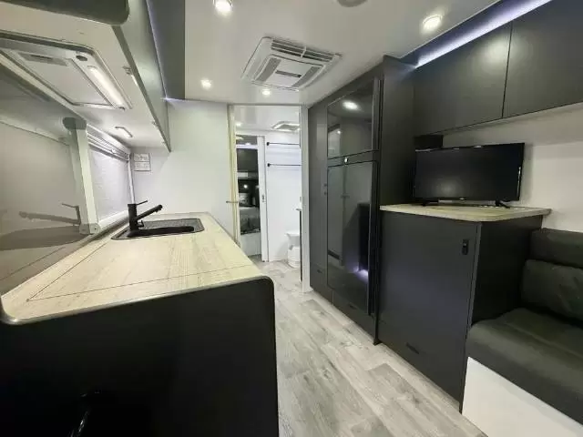 USED 2024 ESSENTIAL CARAVANS C CLASS V10 REAR CLUB