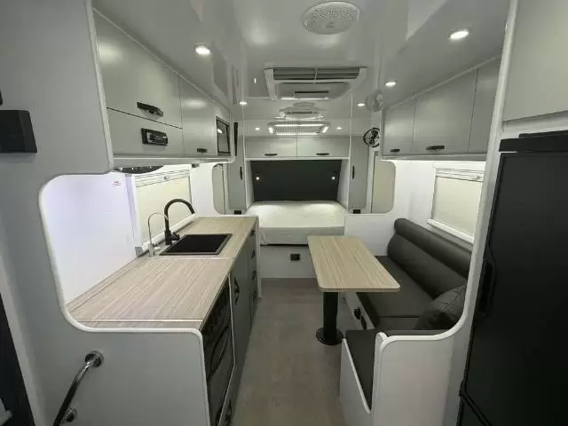 NEW 2026 SNOWY RIVER SRT19