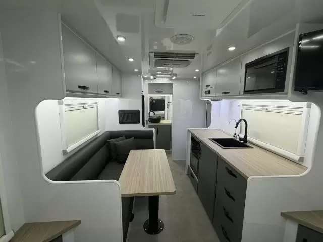 NEW 2026 SNOWY RIVER SRT19