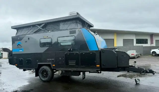 https://media-caravea.syd1.digitaloceanspaces.com/caravans/6EC17091/image-3.webp?q=ZvzEvaZzO3