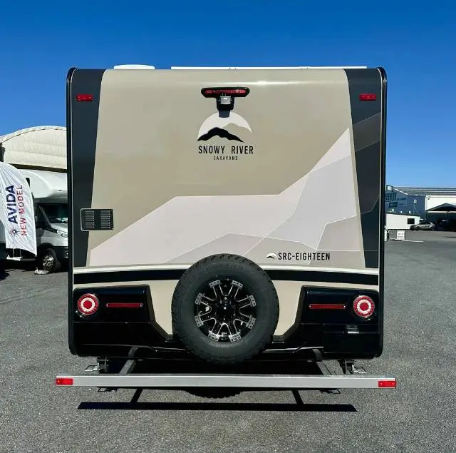 https://media-caravea.syd1.digitaloceanspaces.com/caravans/6EC17092/image-5.webp?q=ox2pKpF2dF