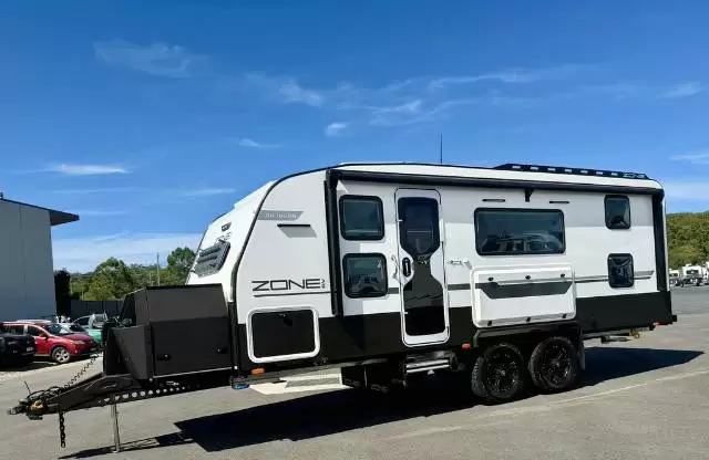 USED 2025 ZONE RV SOJOURN FAMILY
