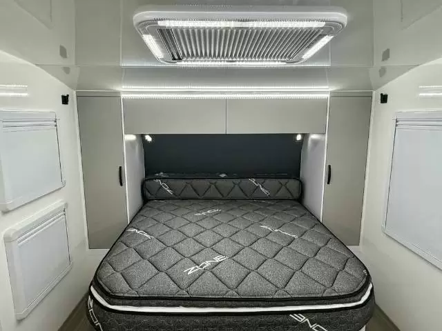 USED 2025 ZONE RV SOJOURN FAMILY