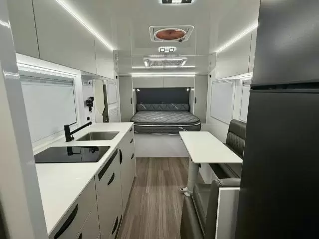 USED 2025 ZONE RV SOJOURN FAMILY
