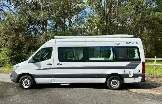 USED 2023 WINNEBAGO BONDI 4S