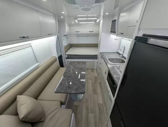 USED 2025 SNOWY RIVER SRC20F FAMILY