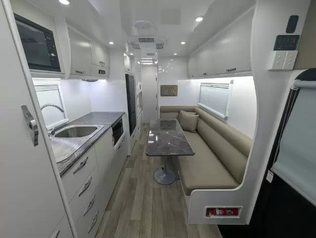 USED 2025 SNOWY RIVER SRC20F FAMILY
