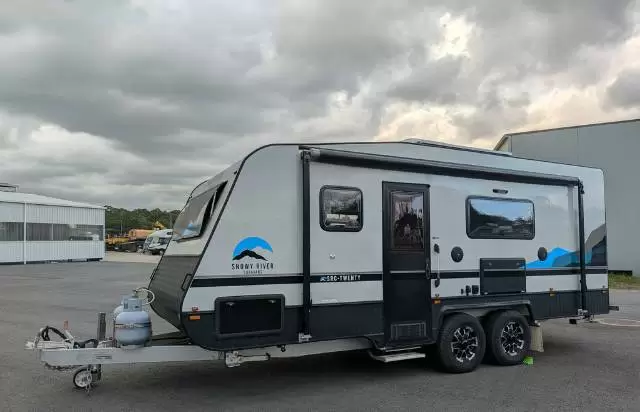 USED 2022 SNOWY RIVER SRC20