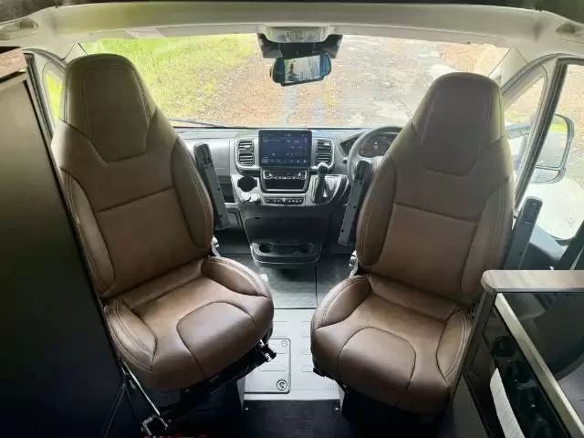 NEW 2026 AVIDA LEURA B6942