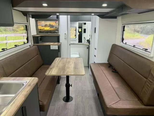 NEW 2026 AVIDA LEURA B6942