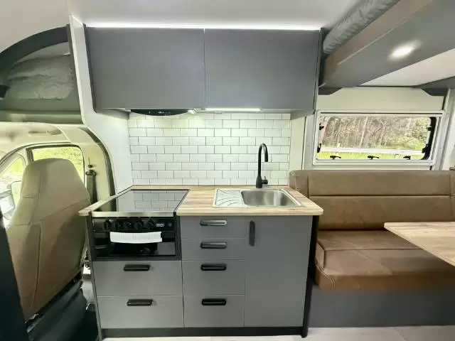 NEW 2026 AVIDA LEURA B6942