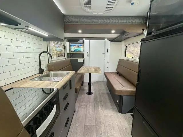 NEW 2026 AVIDA LEURA B6942