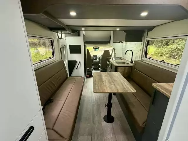 NEW 2026 AVIDA LEURA B6942