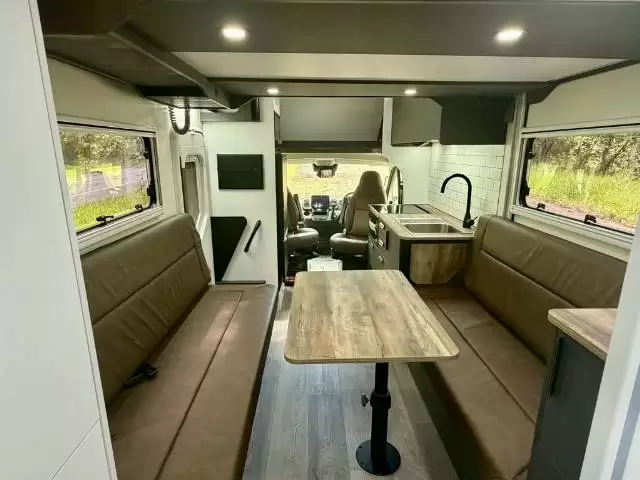 NEW 2026 AVIDA LEURA B6942