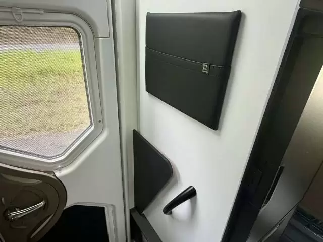 NEW 2026 AVIDA LEURA B6942