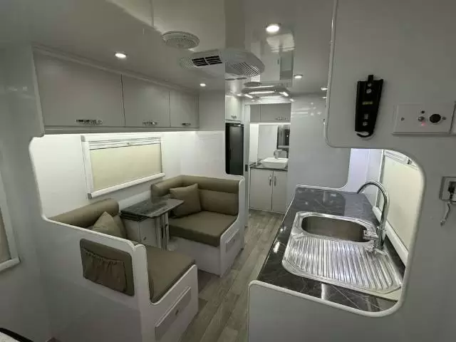 USED 2025 SNOWY RIVER SRC19